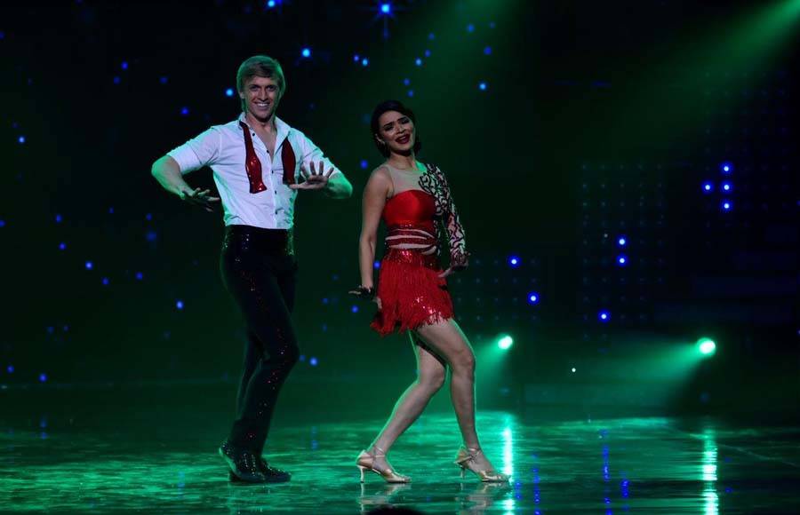 Captured: Candid moments from Nach Baliye 8 - 0