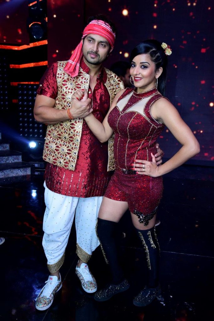 In Pics: Candid moments from Nach Baliye Season 8 - 18