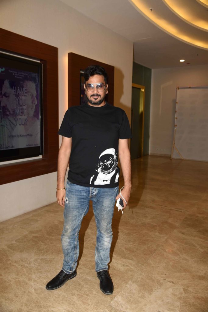 Karan Wahi holds a special screening of his debut venture - 6