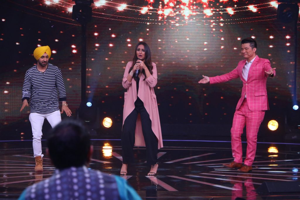 Sonakshi Sinha Goes LIVE On COLORS’ Rising Star - 3