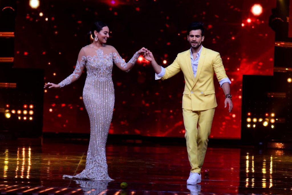 In Pics: Candid moments from Nach Baliye Season 8 - 8