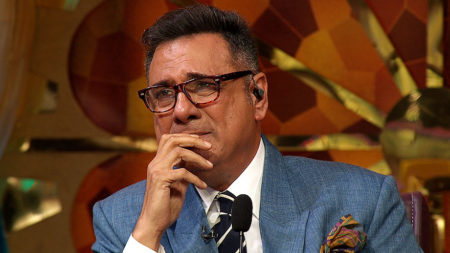 Boman Irani breaks down on the set of Sabse Bada Kalakar!