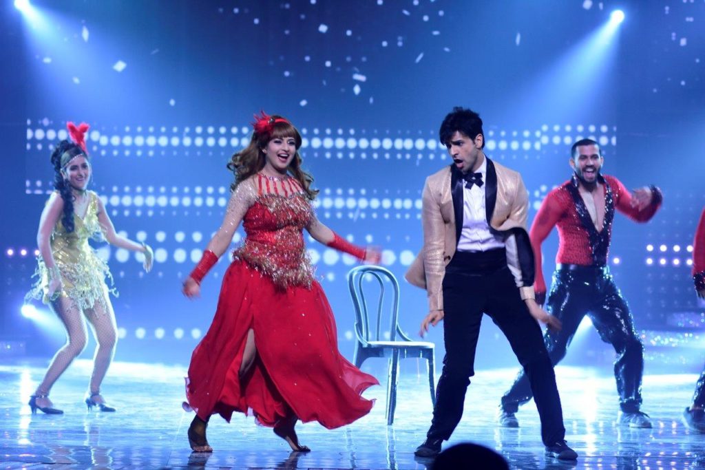 Nach Baliye Week 7 – A Bollywood Dreamy Night! - 10