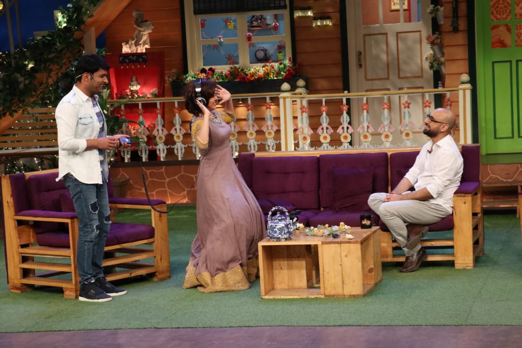 Sunidhi Chauhan and Husband Hitesh Sonik on The Kapil Sharma Show - 3