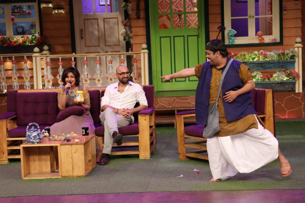 Sunidhi Chauhan and Husband Hitesh Sonik on The Kapil Sharma Show - 7