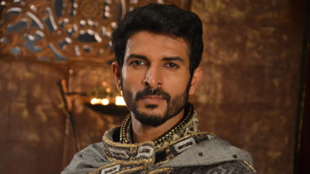 Tej Singh is dedicated and honest: Ankur Nayyar on his role in Chandrakanta