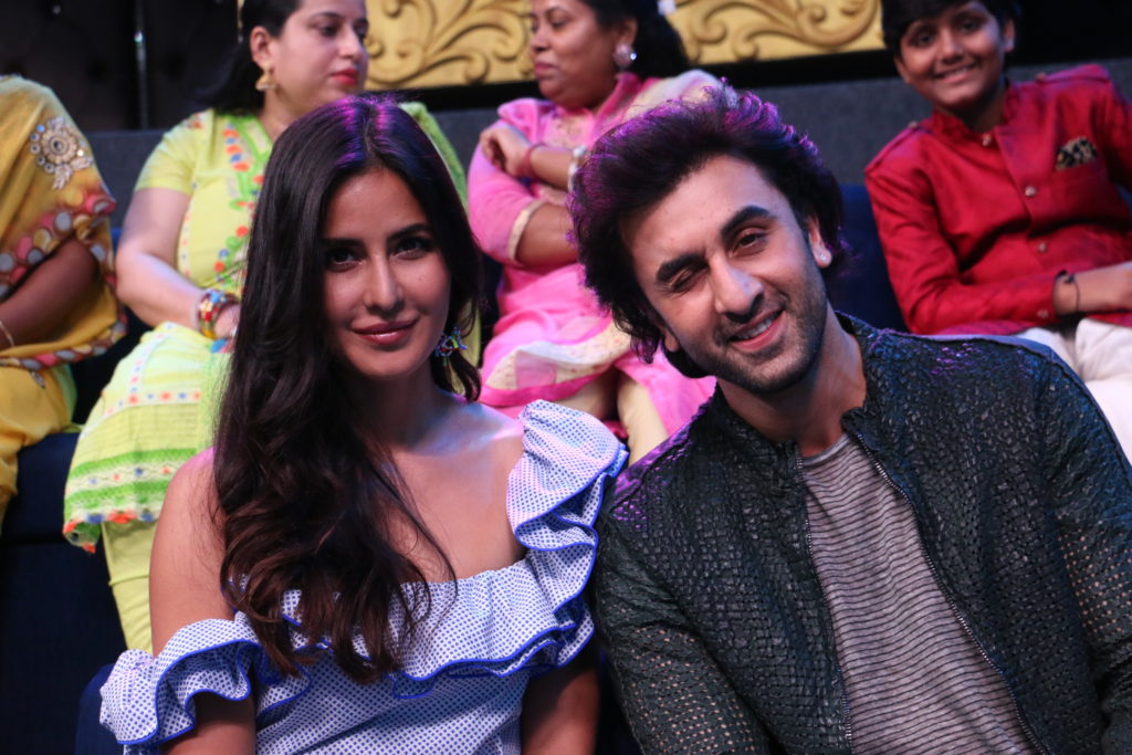 Ranbir Kapoor and Katrina Kaif on Sa Re Ga Ma Pa Li’l Champs on Zee TV - 4