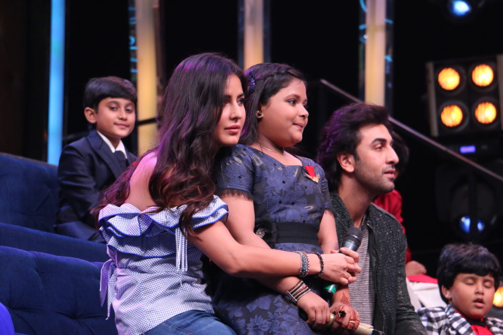 Ranbir Kapoor and Katrina Kaif on Sa Re Ga Ma Pa Li’l Champs on Zee TV - 8