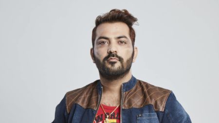 In the entertainment world, even if you are not busy you have to show that you are: Manu Punjabi