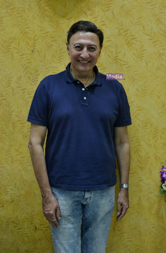 Anang Desai in IndianWikiMedia office - 3