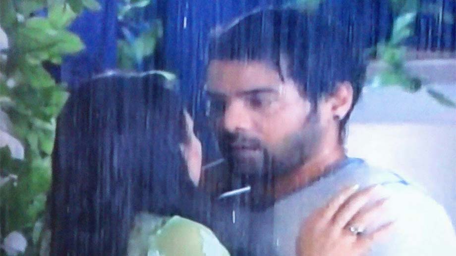 Romantic TV Rain Sequences - 3