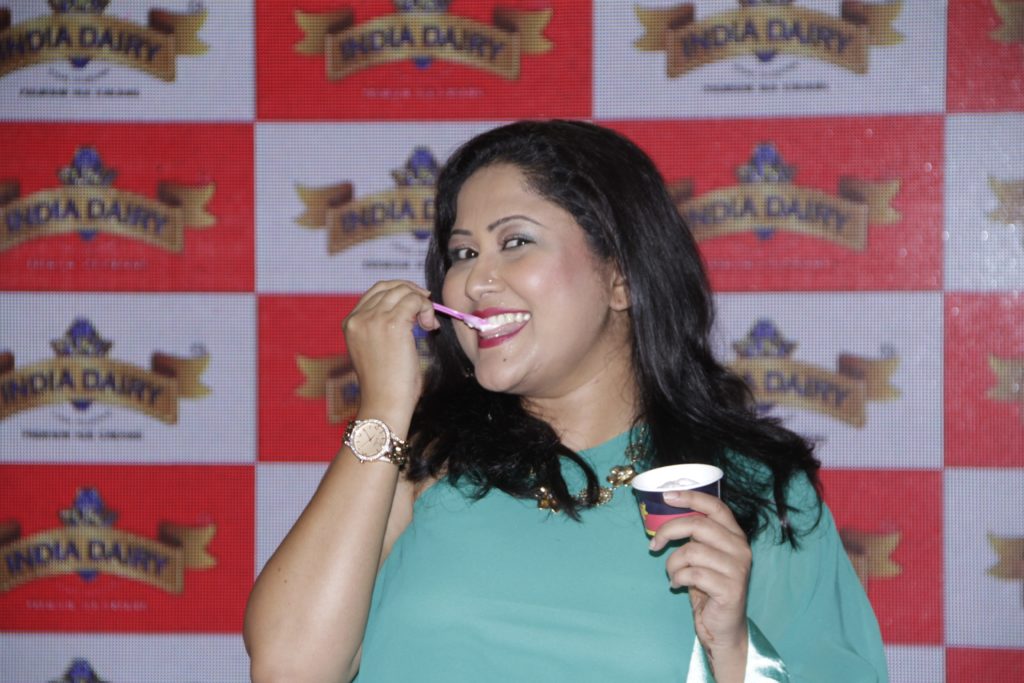 Celebs enjoy delicious Fun India Dairy ice cream at IndianWikiMedia Celebrity Bash - 6