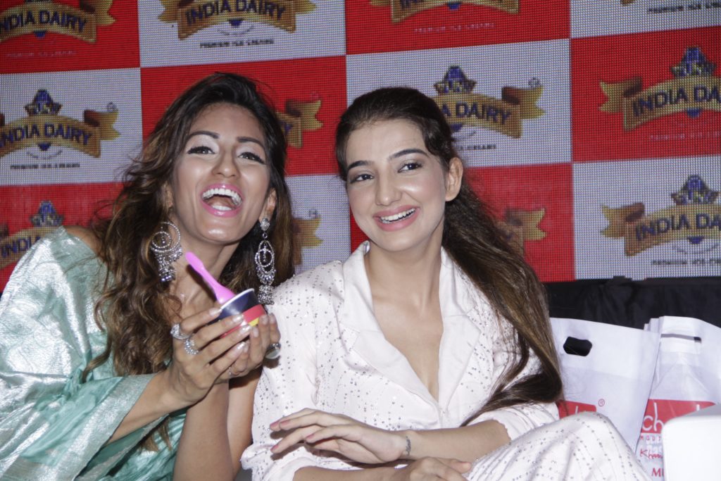 Celebs enjoy delicious Fun India Dairy ice cream at IndianWikiMedia Celebrity Bash - 14