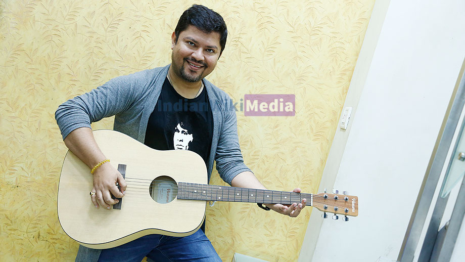 Bin Kuch Kahe team Shamata Anchan, Sameer Arora, Ram Kamal Mukherjee at IndianWikiMedia office - 7