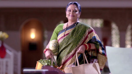 Tanvi Azmi’s ‘yummy delicacies’ in demand on the sets of &TV’s Vani Rani