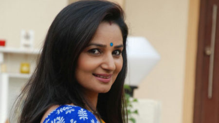 Neelam Pathania to enter Life OK’s Ghulaam