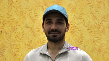 Abhinav Shukla smiles post FB Live with IndianWikiMedia