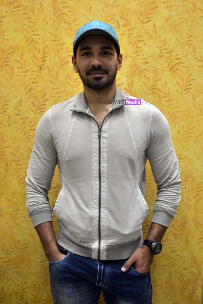 Abhinav Shukla smiles post FB Live with IndianWikiMedia - 3