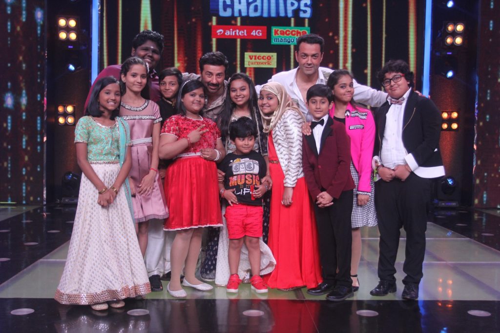 Sunny Deol & Bobby Deol on Zee TV’s Sa Re Ga Ma Pa Li’l Champs - 6