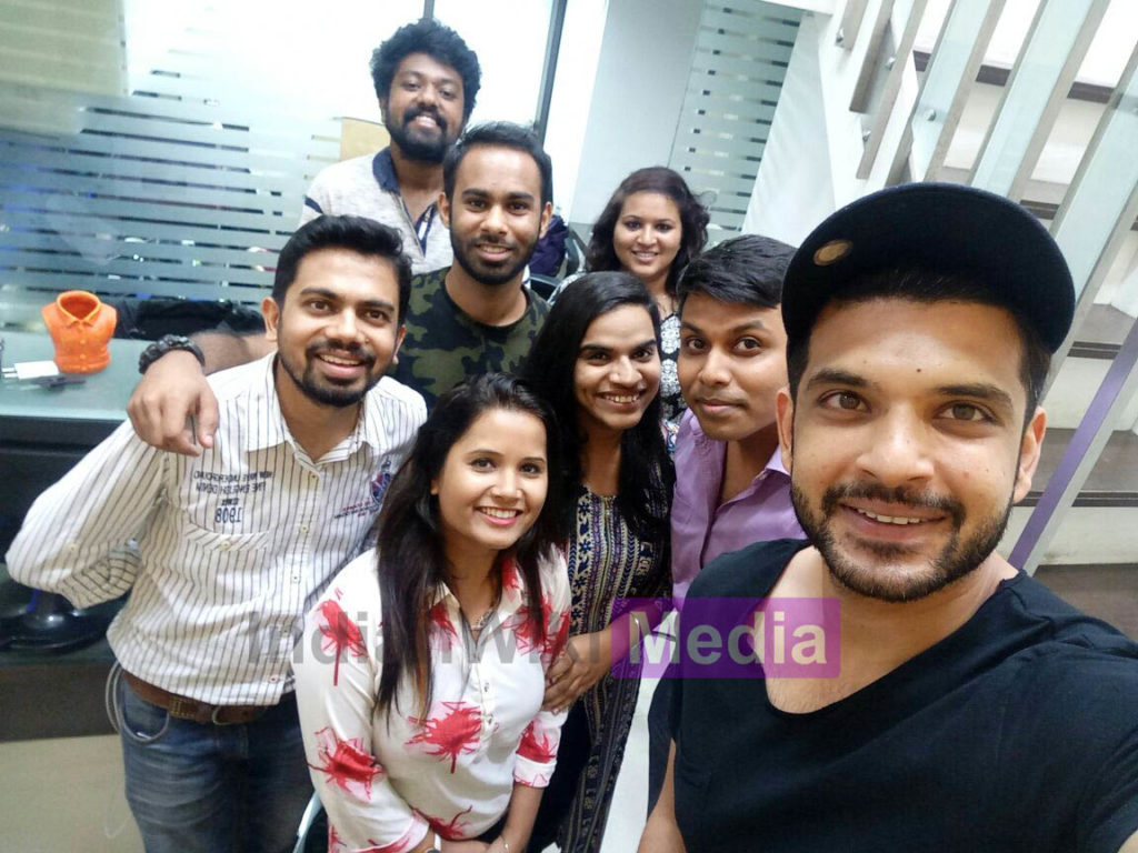 Karan Kundra smiles post FB Live session with IndianWikiMedia - 1