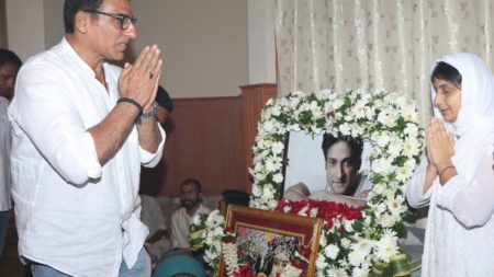 RIP Inder Kumar: Celebs at prayer meet