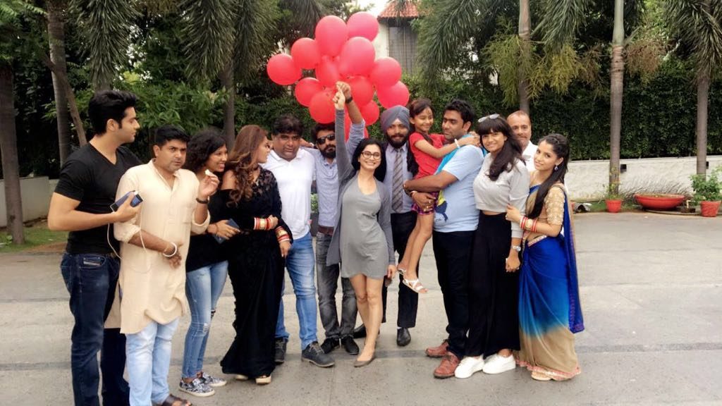 Tassnim Nerurkar gets a huge Birthday Surprise from cast & crew - 2