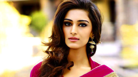 I don’t consider myself a star: Erica Fernandes