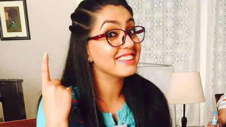 Radhika to start her own coaching class in Hum Paanch Phir Se