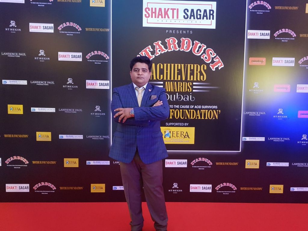 Global Advertisers MD Sanjeev Gupta wins big at Stardust Achievers Awards