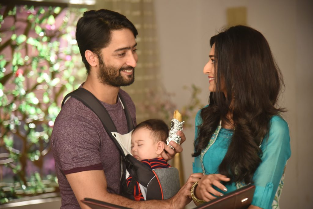 Shaheer and Erica begin shoot for Kuch Rang Pyar Ke Aise Bhi - 5