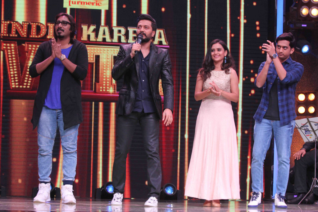 Riteish Deshmukh along with the cast of Faster Fenne at Sa Re Ga Ma Pa Li’l Champs - 2