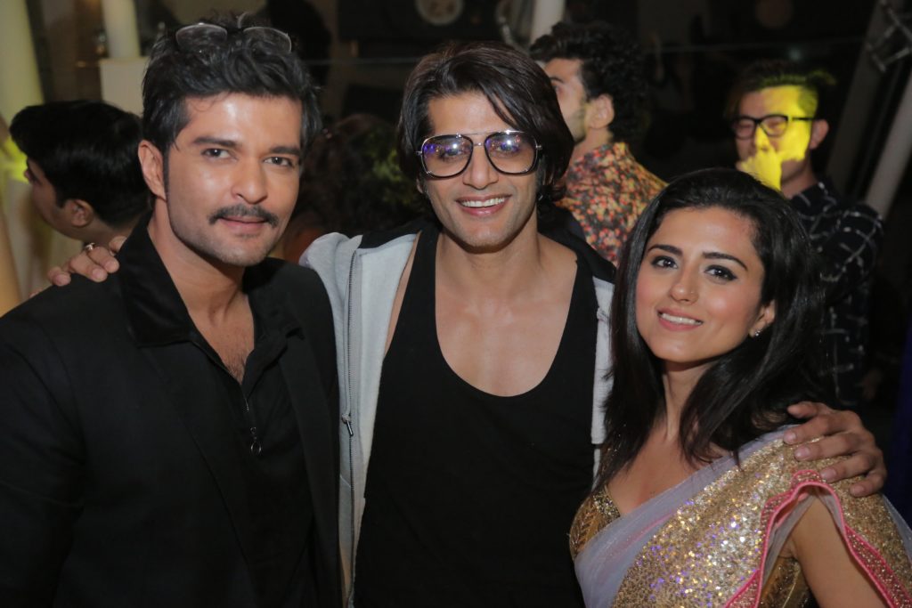 Raqesh Bapat & Riddhi Dogra’s pre-Diwali bash - 5