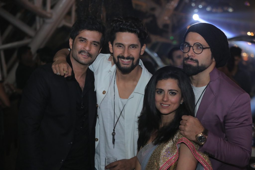 Raqesh Bapat & Riddhi Dogra’s pre-Diwali bash - 6