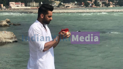 In Pics: Shaurya performing last rites of Mehek