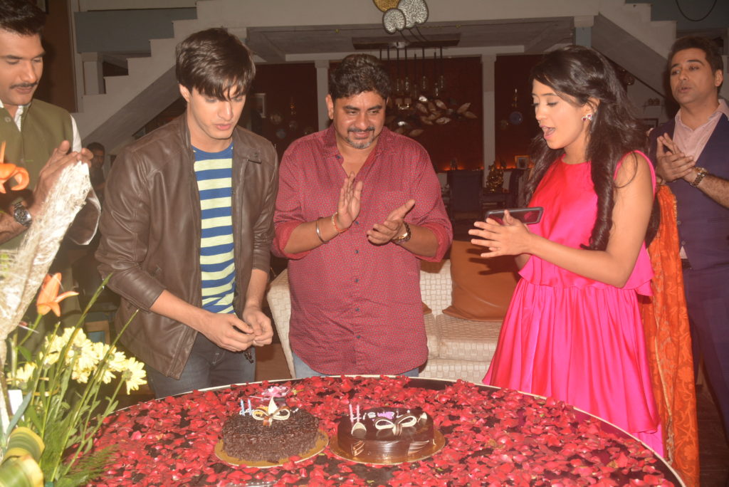 Mohsin Khan Birthday on Ye Ristha Kya Kehlata Hai set! - 1