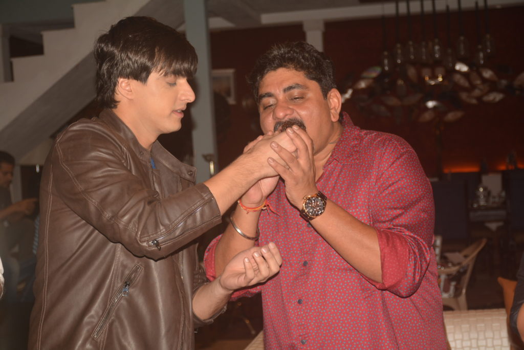 Mohsin Khan Birthday on Ye Ristha Kya Kehlata Hai set! - 3