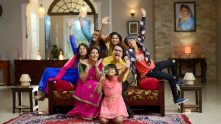 Mathur family gets ‘robbed’ in BIG Magic’s Hum Paanch Phir Se