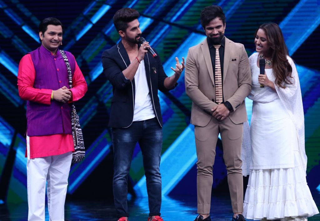 Rithwik Dhanjani’s birthday celebration on the set of Super Dancer Chapter 2 - 2