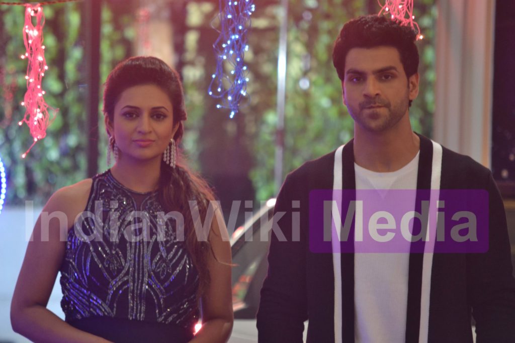 Vivek and Divyanka’s candid moments on the set of Showbiz With Vahbiz - 9