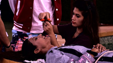 Bigg Boss 11: Bandgi seeks revenge from Hina by cutting her hair