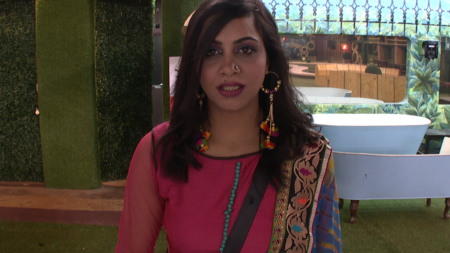 Bigg Boss Update: Arshi to reveal a ‘dark secret’ about her relationship with Shahid Afridi