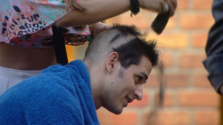 Priyank goes bald in Bigg Boss 11