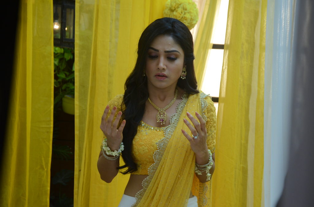 Vyom and Sharanya’s ‘romantic’ haldi ceremony! - 10