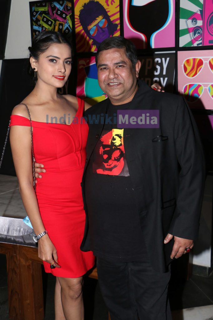 Celebs party hard at IndianWikiMedia X’mas Bash at Tipsy Gypsy - 4