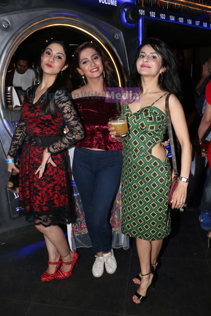 Celebs party hard at IndianWikiMedia X’mas Bash at Tipsy Gypsy - 9