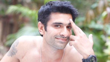 Eijaz Khan keen on doing a negative role 