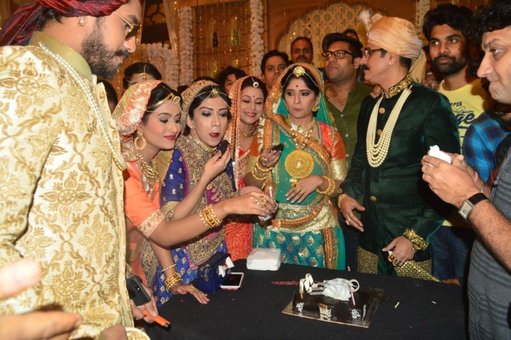 In pics: Rishta Likhenge Hum Naya hits half century - 2