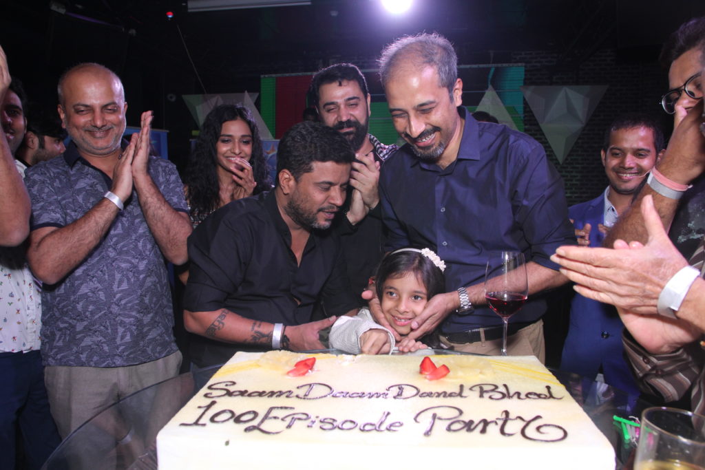 Celebration time: Shakuntalam Telefilm’s Saam Daam Dand Bhed on Star Bharat completes 100 episodes - 5