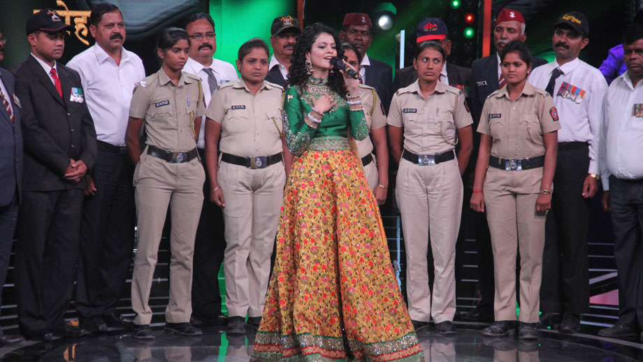 Palak Muchhal reveals her inspiring memory associated with the song Ae Mere Watan Ke Logo