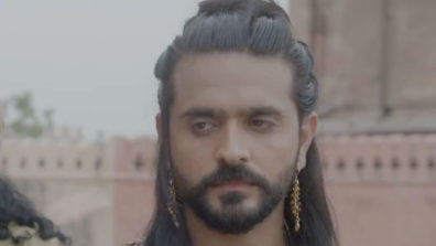 Prithvi to defeat Tailap and emerge as the new king of Malwa in Prithvi Vallabh